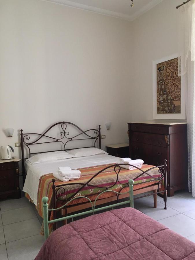 Ciro A Maschio Angioino Bed & Breakfast Napoli Eksteriør bilde
