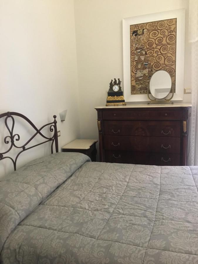 Ciro A Maschio Angioino Bed & Breakfast Napoli Eksteriør bilde